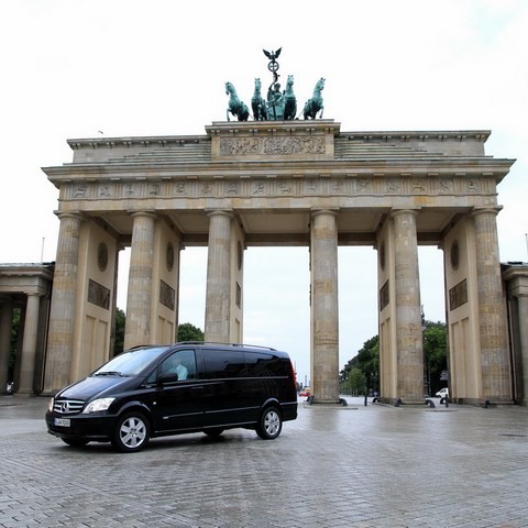 Minivan Berlin City Tour