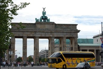Berliner Stadtrundfahrt im eigenen Bus