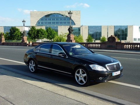 Mercedes Limousine Kanzleramt Berlin