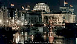 Berlin by Night Stadtrundfahrt